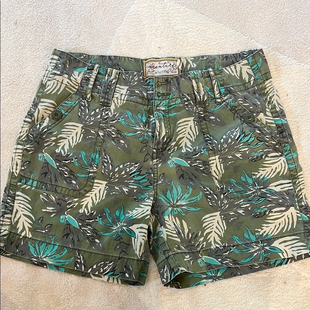 Aventura Green Leaf Print Cargo Shorts